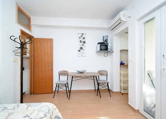 Apartment With Parking Space Bibinje, Zadar - 18066 *