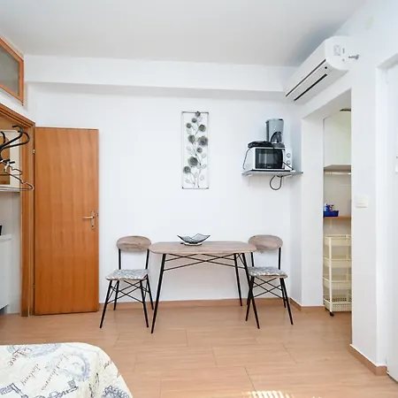 아파트 With Parking Space Bibinje, Zadar - 18066 *