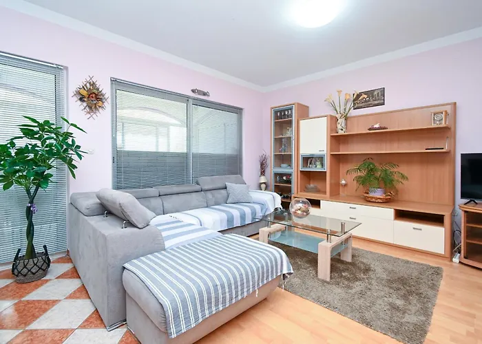 Lägenhet With Parking Space Bibinje, Zadar - 18066 Bibinje